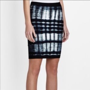 BCBG MaxAzria Taylor Blue White Tie Dye Skirt.